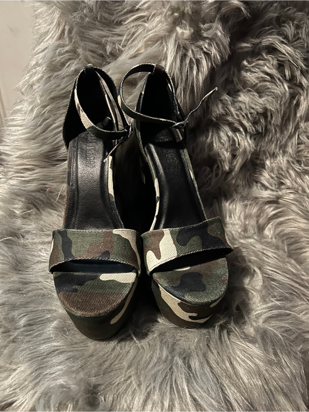 Current Mood Holy Revelation Platform Heels